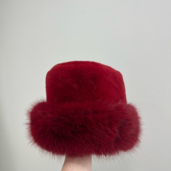 Red Faux Fur Hat - Picture 1 of 4